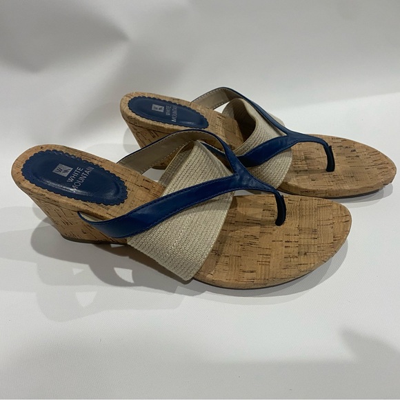 White Mountain Shoes - Womens white mountain Blue and Beige Wedge Sandals- Size 9 1/2